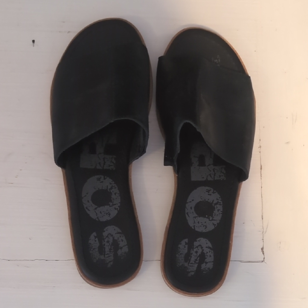 Sorel Women's Slip On Sandal